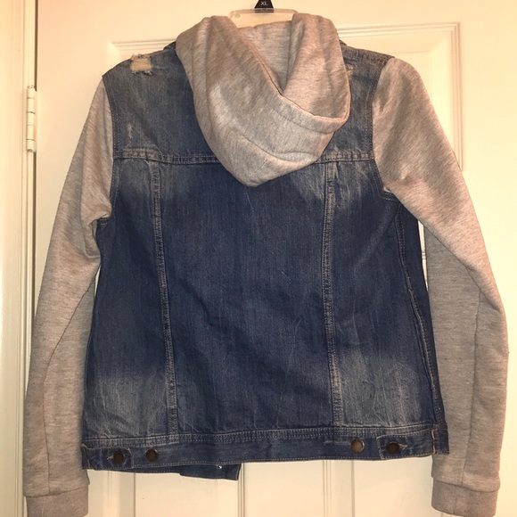 Jean jacket - Picture 4 of 5